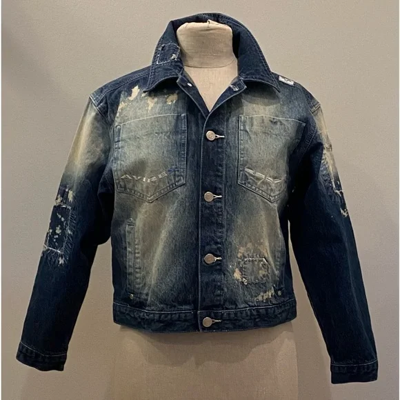 AVIREX　EMBROIDERY DENIM JAKET VINTAGE AVIREX DENIM BOMBER JACKET WITH A LEATHER COLLAR